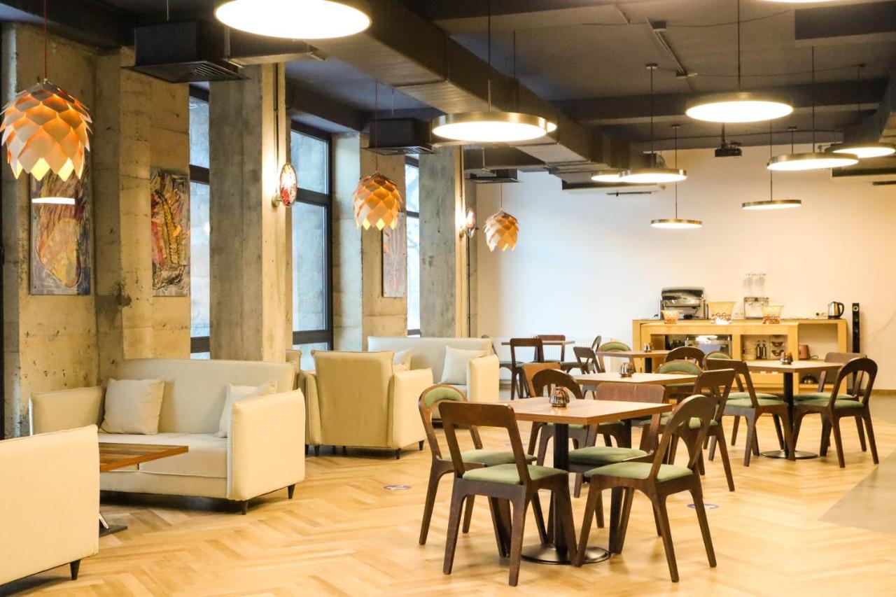 מסטיה Paliani Hotel מראה חיצוני תמונה